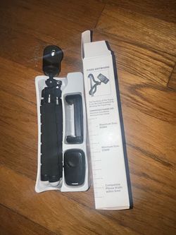 Flexible tripod with Bluetooth controller new