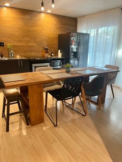 Dining Table.(No Chairs)