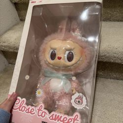 Mokoko Close to Sweet