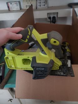 Ryobi Saw