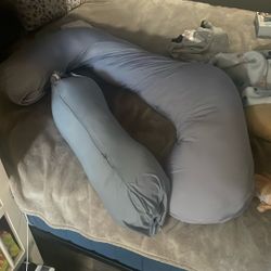 Pregnancy Pillow!!