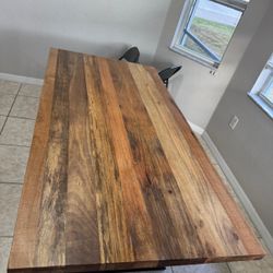 Dining Table & Sideboard 