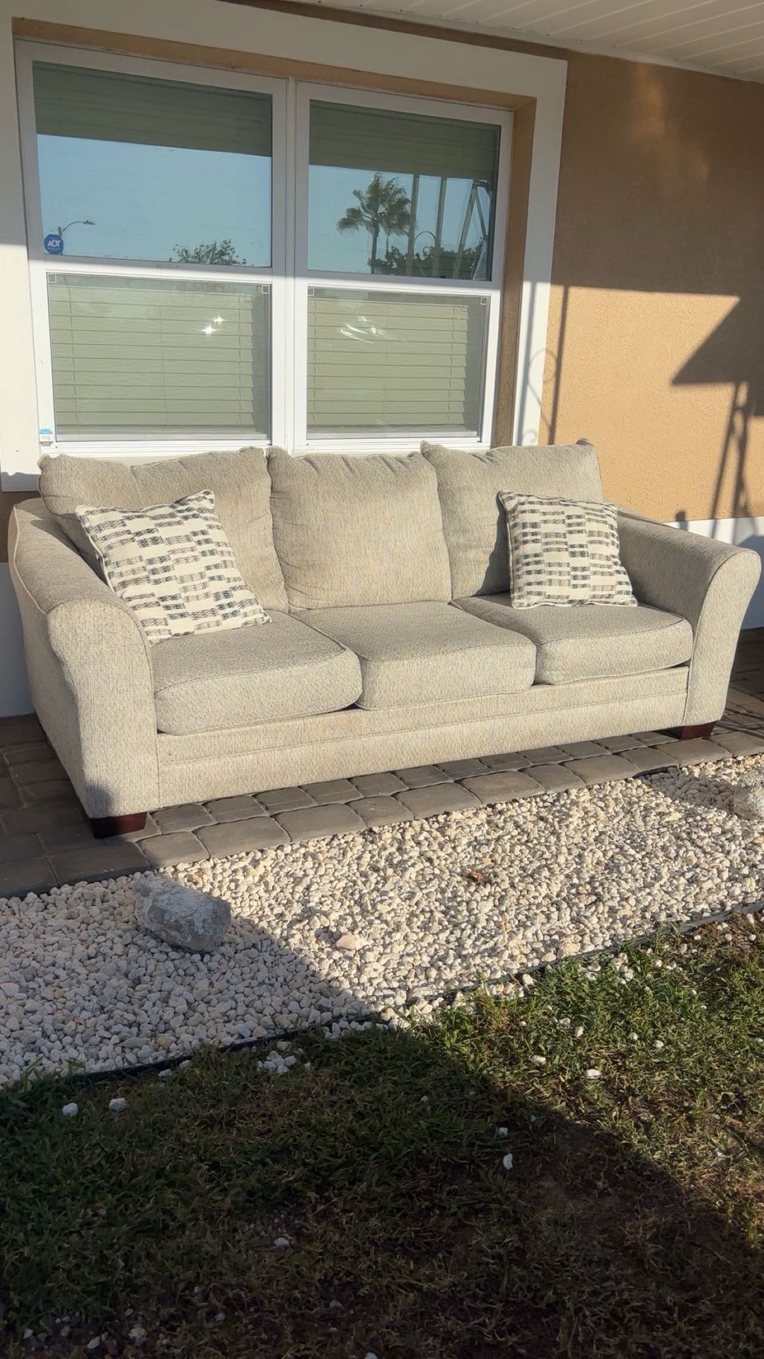 Couch / Sofa