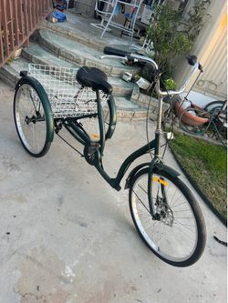 Green tricycle works great
