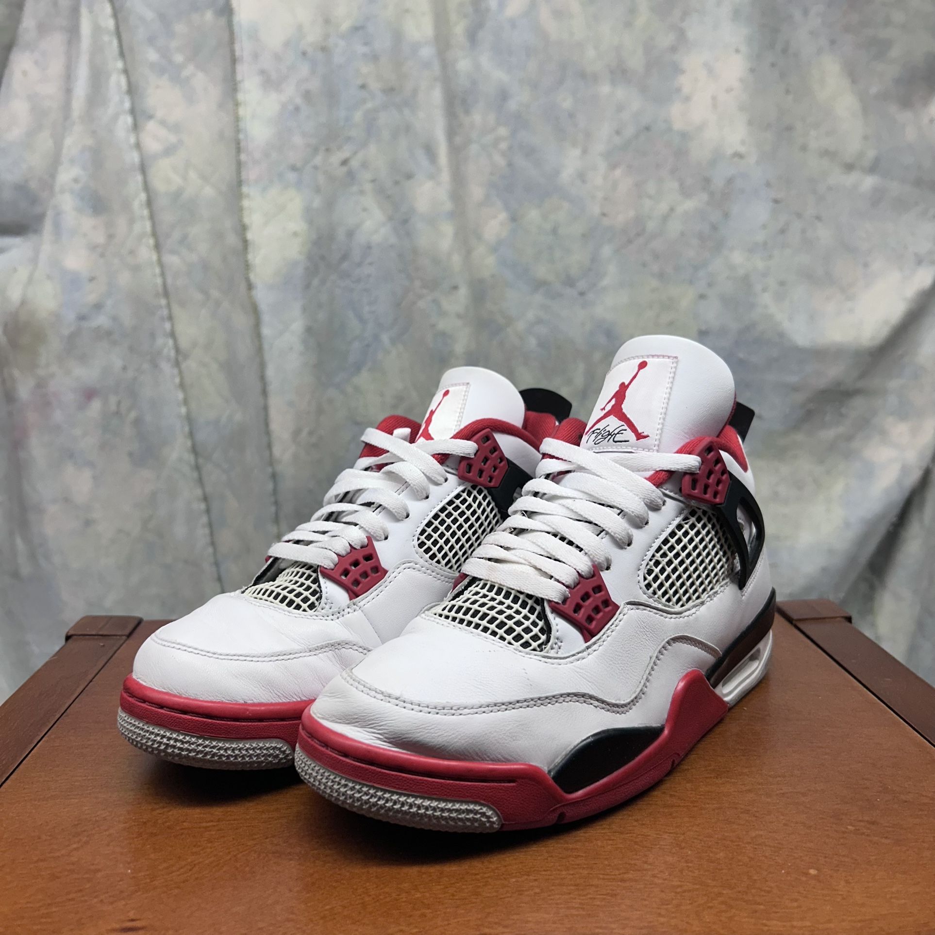 Size 10 - Jordan 4 Retro Fire Red