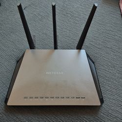 Ac2300  netgear Nighthawk  Dual-Band Gigabit Router