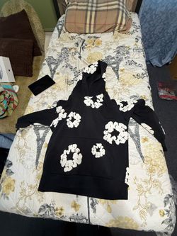 Denim tear hoodie (black and white)