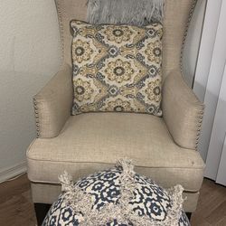 Linen Chair With Pillow And Ottoman 