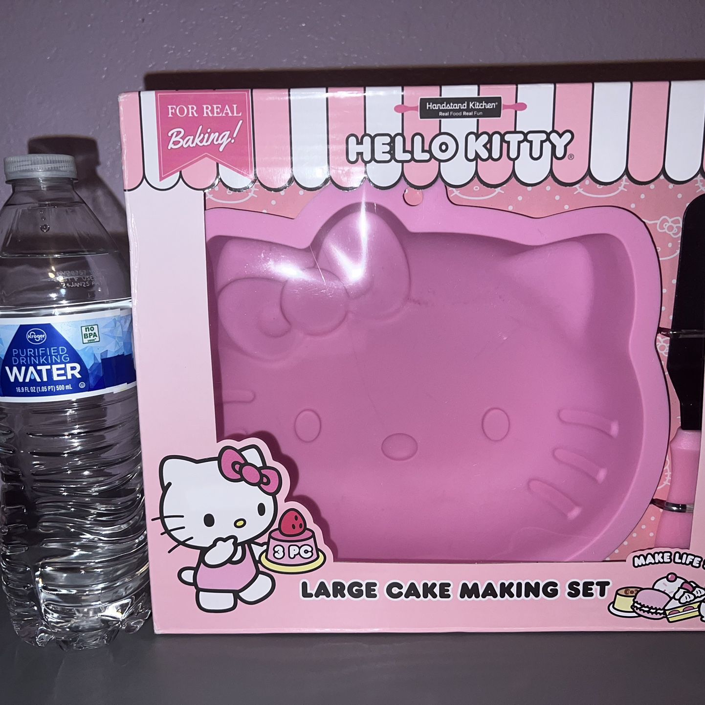 CANDY MOLD – Kitty Sucker (Hello Kitty) 2 3/4″ – Cake Connection