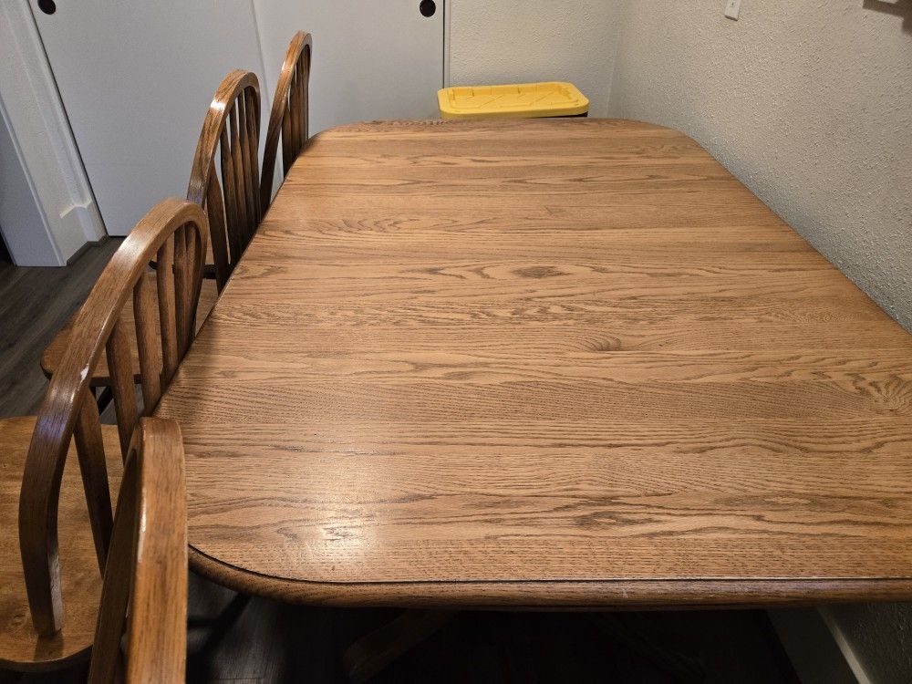 Kitchen Table And Chairs