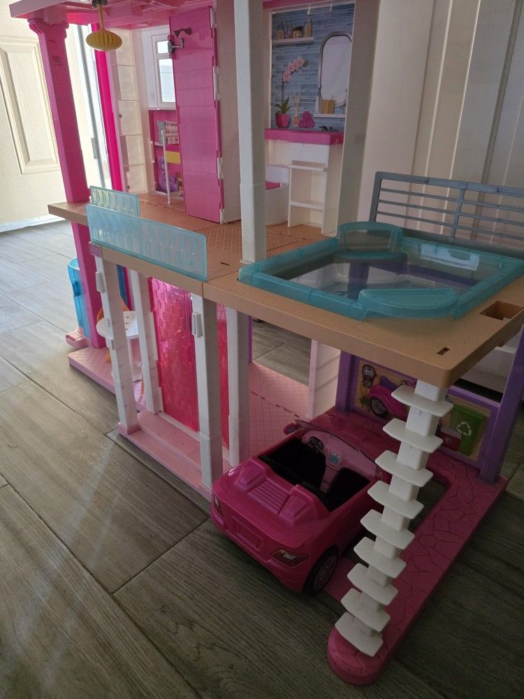 Barbie Dream House