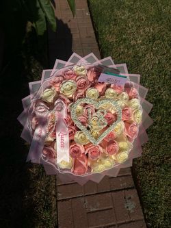 FLOWER BOUQUETS/RAMOS