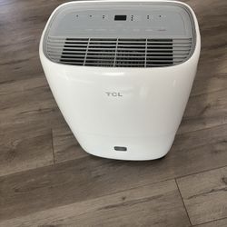 TCL 20 PINT DEHUMIDIFIER