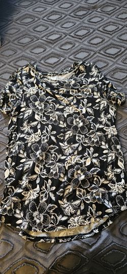 Women's Top Size M