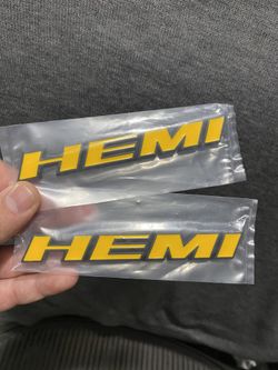 2 Brand new Dodge hemi logos