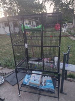 Bird/hamster cage