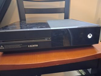 Great Working Xbox One ...no controllers  console and power cord.