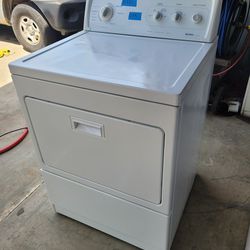 Dryer  Kenmore Gas With WARRANTY 