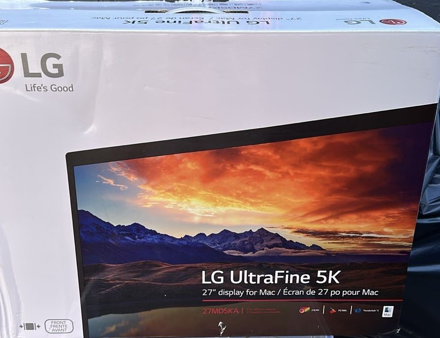 New LG 27MD5KB-B 27" UltraFine 16:9 5K(5120 x 2880) IPS Monitor 