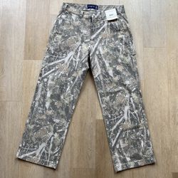 Men’s Realtree Camo Baggy Workwear Pants from Abercrombie & Fitch 