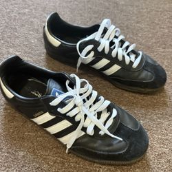 sambas size 9.5 