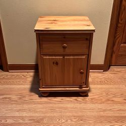 Solid Wood End Table 
