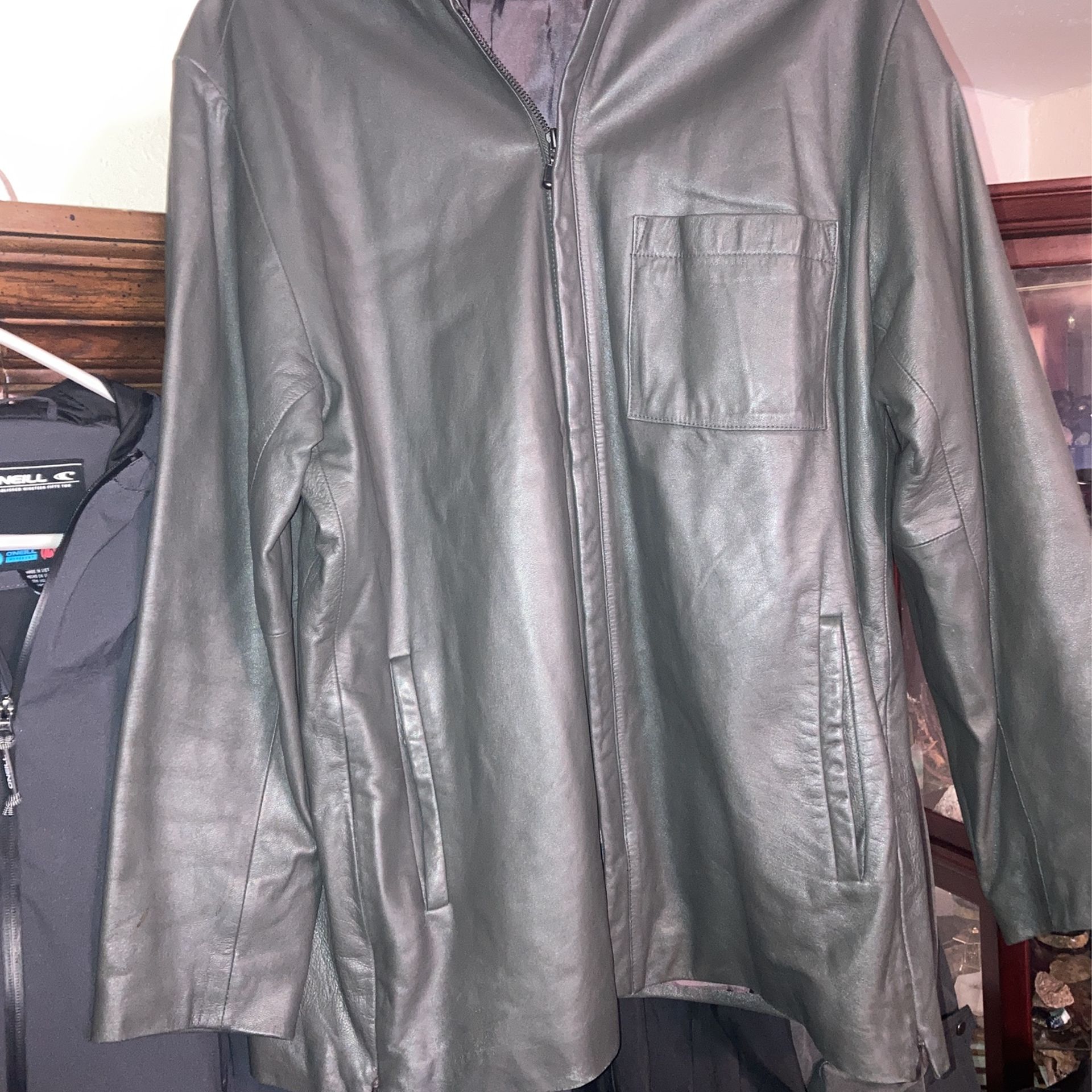 New Men’s Kenneth Cole Jacket (M)