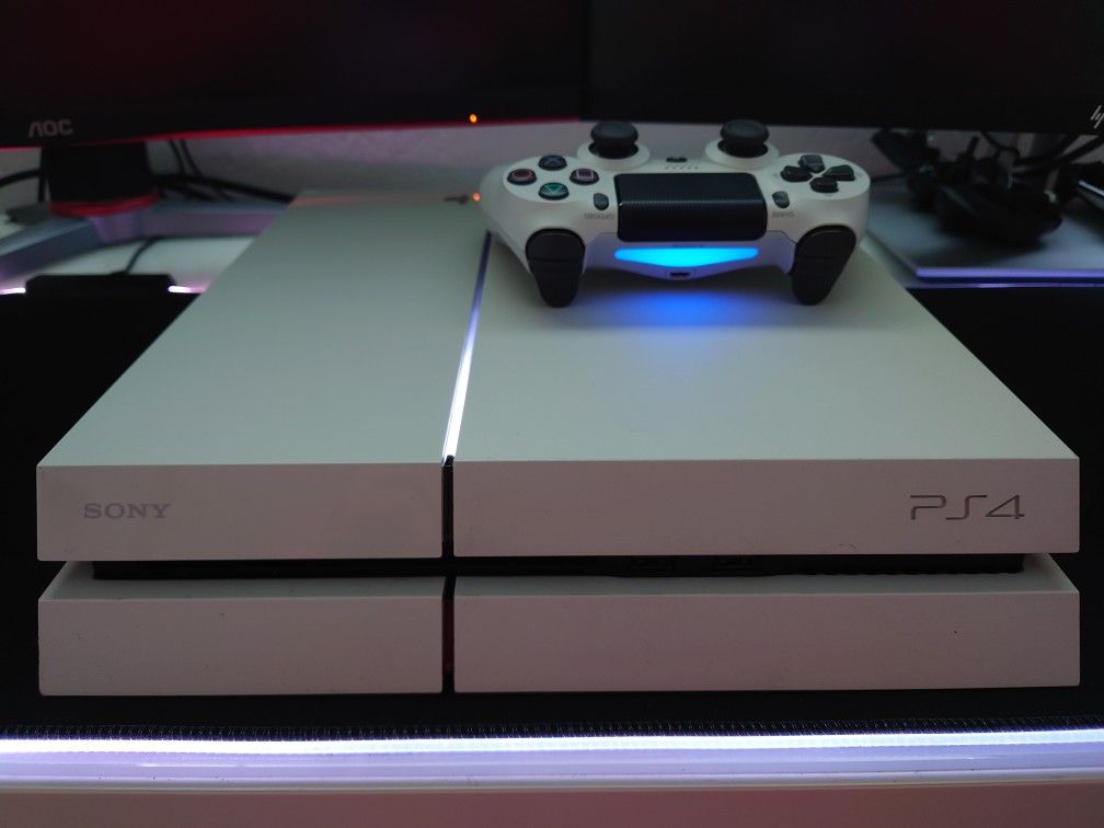 1TB White PS4 