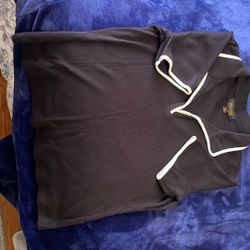 Women’s Black W/white On The Collar And Sleeves 