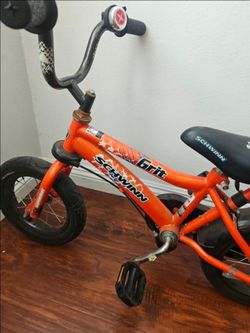 Kids bicycle schwinn bike
