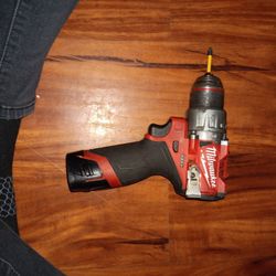 Milwaukee 1/2 (13mm) Hammer Drill/ Driver