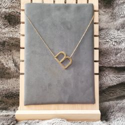 Initial Necklaces (silver Or Gold)