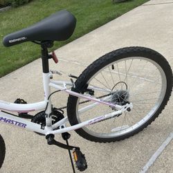 Open Box New Bike Size 24