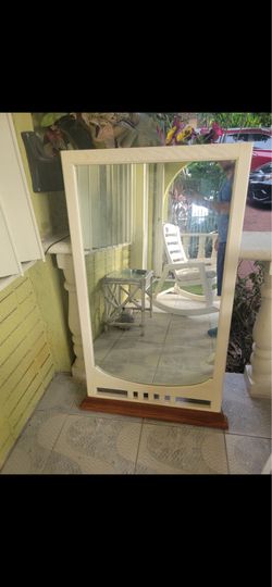 Wood mirror