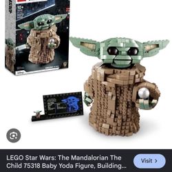 LEGO Star Wars: The Mandalorian The Child 75318 Baby Yoda Figure
