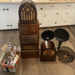Lot of Vintage radio gear