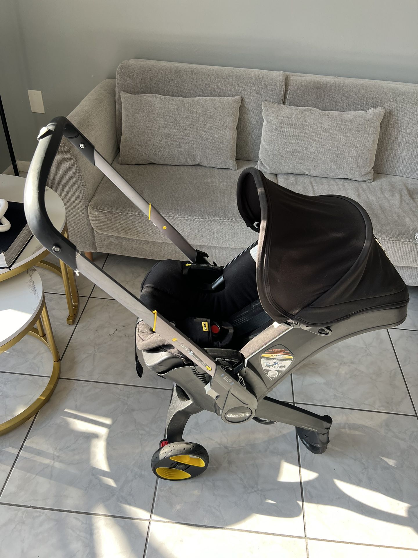 Donna Car Seat And Stroller 