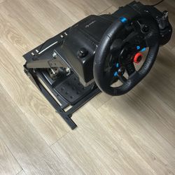 Works Very Well, Works On Play Station 4 And 5 And Even pC