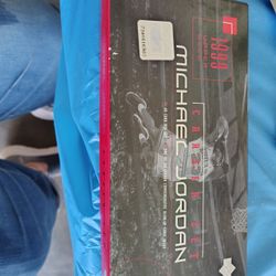 Michael Jordan Trader Card Box  1999 Set 