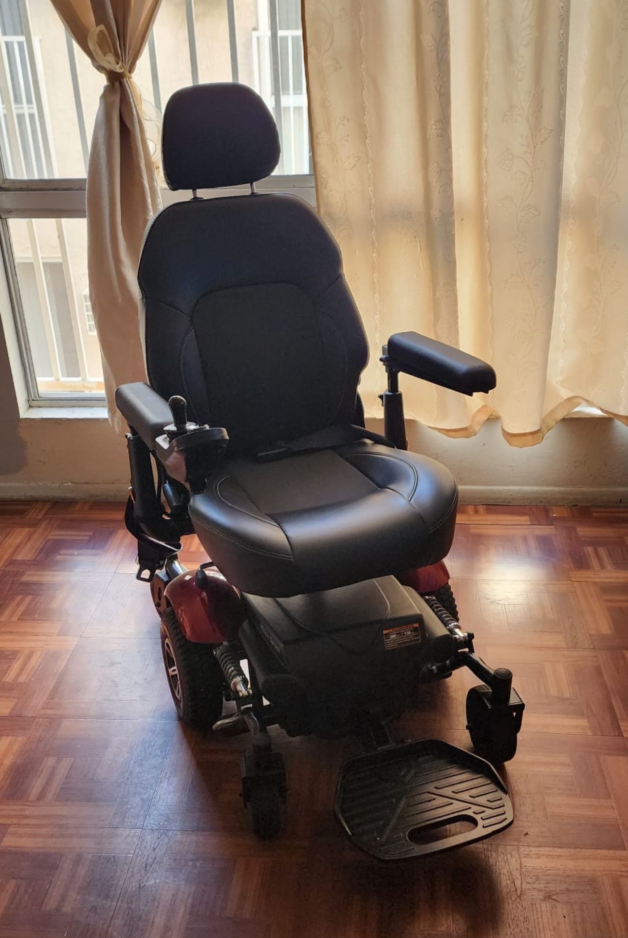 Merits wheel chair Electric