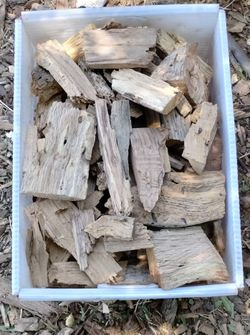 Oak Wood Chunks (for Smoking)