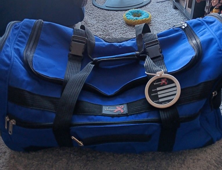 Tournamax Large 26"in. Travel Duffel Bag Cobalt & Black w/ Shoulder Strap