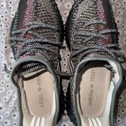 Yeezy Boost 350 V2  YeCheil Sz 9.5 