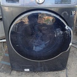 2 Washing Machines 