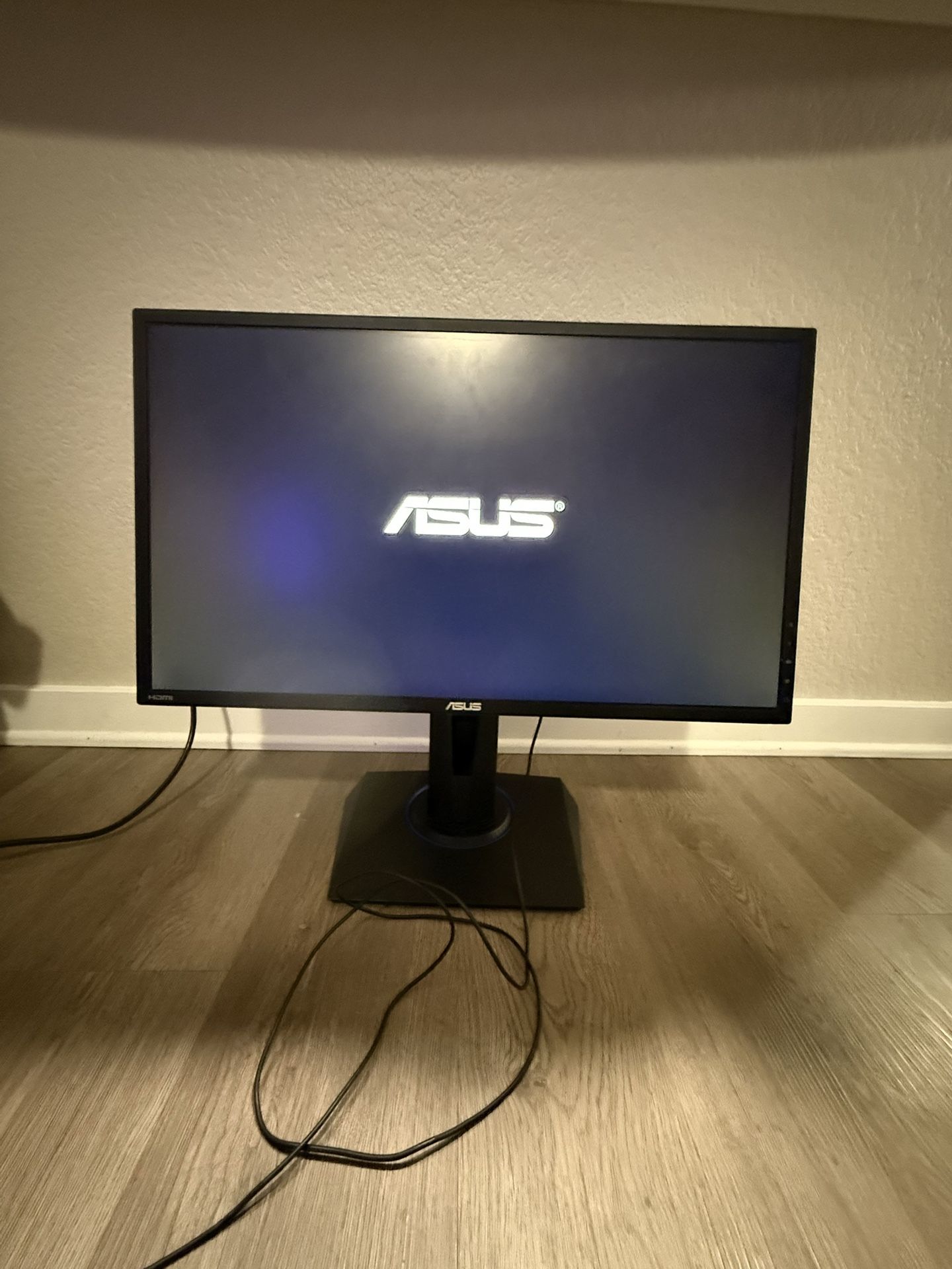 ASUS VG245H (24″, 1080p, 75 Hz, 1 ms GTG) with manufacture date December 2018.