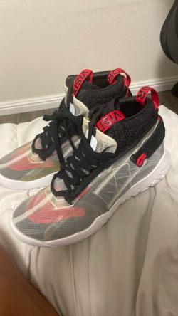Jordan apex utility’s black and red size 9
