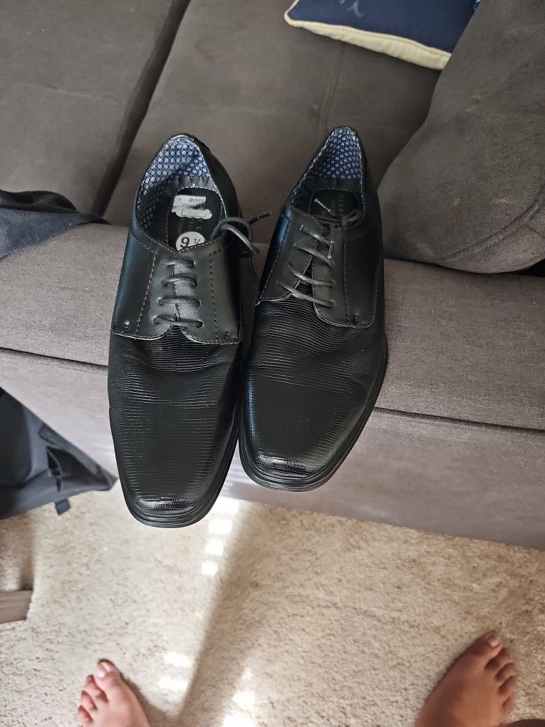 Perry Ellis Portfolio Ultra Foam Dress Shoes Size 1/2