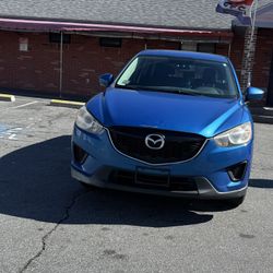 Blue Mazda Cx5