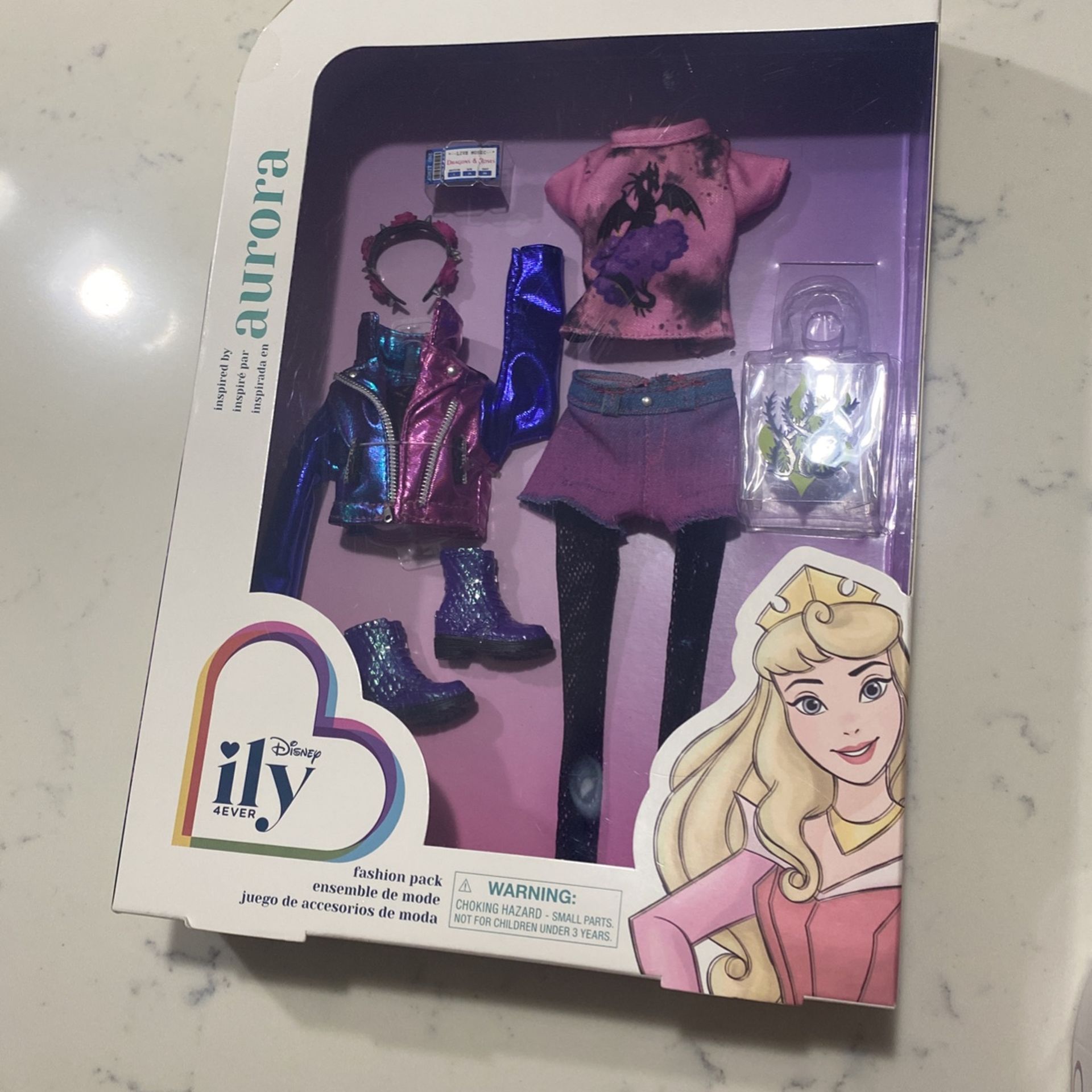 Disney ily Aurora Clothes 