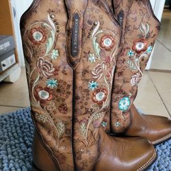 Mexican boots